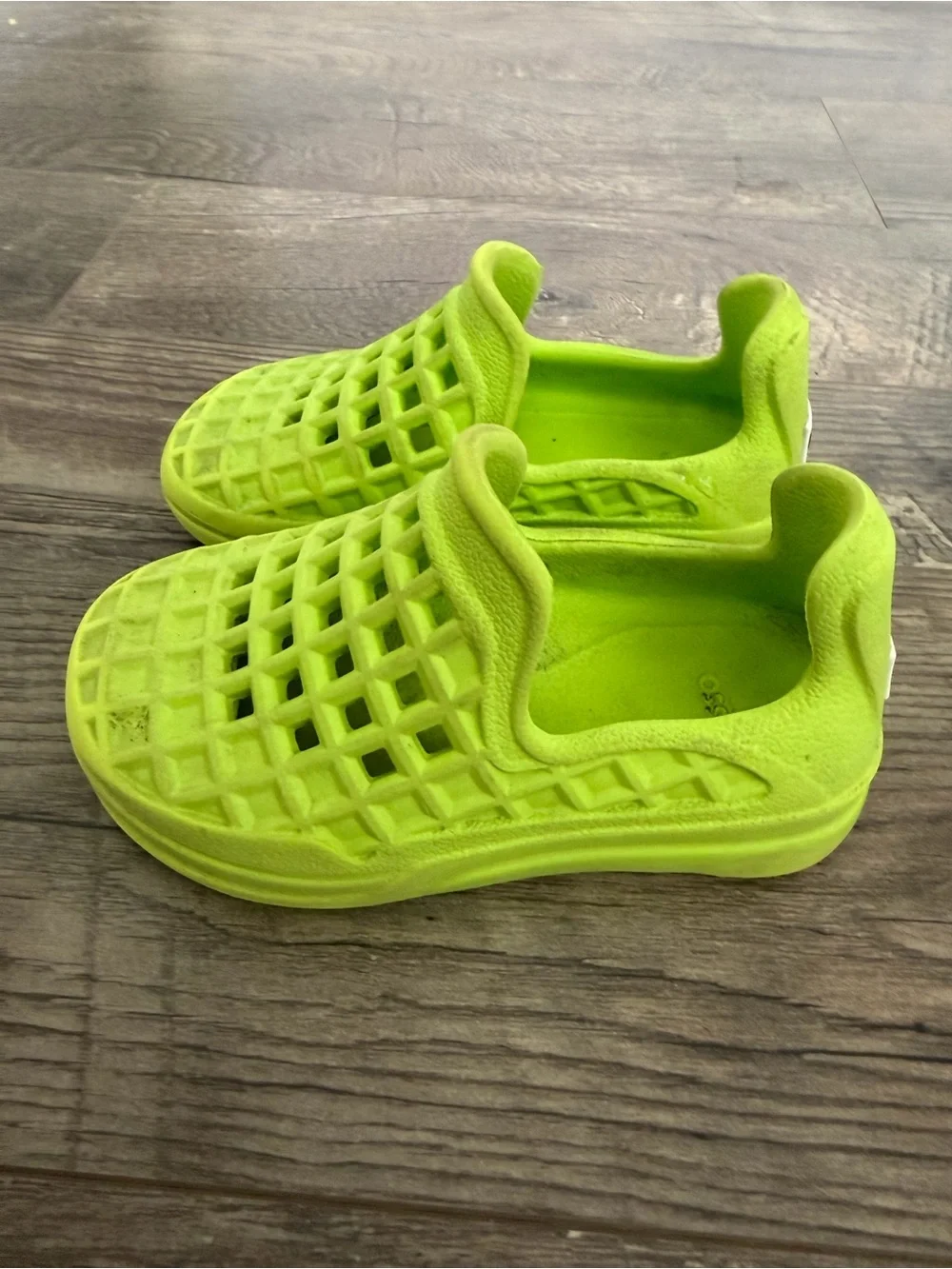 Lusso Cloud Scenario Kid's Slip-On Shoes - Volley Yellow